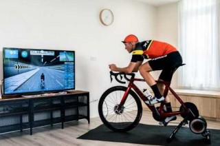 Acer、PCやスマホと接続して室内でもサイクリングを楽しめる自転車用スマートトレーナーを発売