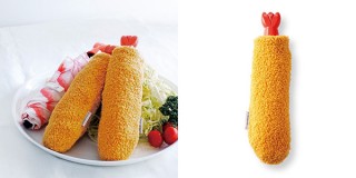 フェリシモ、揚げたてサクサクを再現した「意外とおしゃれな エビフライ折りたたみ傘」を発売