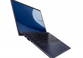 ASUS、1kgを切る軽さで30時間の長時間駆動を実現した14型スリムノートPCを発売