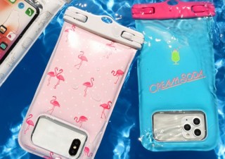 水に浮く防水ケース「DIVAID」シリーズに大人可愛い新デザインが登場