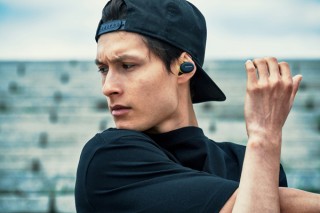 パイオニア、スポーツ時にも外れにくい完全ワイヤレスイヤホンを発売
