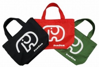 ドムドムバーガー、“象さんロゴ”を使った「50周年オリジナルグッズ」発売