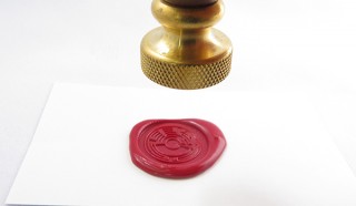 印鑑デザインで作るオリジナル「シーリングスタンプ（封蝋）」と「エンボッサー」