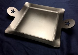 山口熊製作所、金属加工のプロが作った極厚鉄板「鉄子さん」を発売