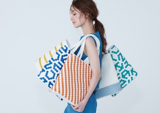 六角形のピースをパズルのように組み合わせて作るバッグ。「YUKIZNA＆YOU」より