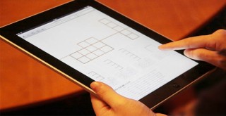 丸仙工業、iPadで組み合せをシミュレーションできるシステム家具「Boxter」
