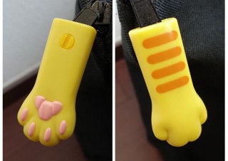 ヴィレヴァン、ファスナーが猫の手になるアクセサリー「ファスにゃー」を発売