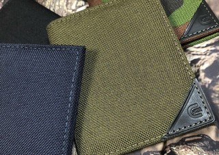 マイクロウォレット「coruri (コルリ)」がさらに薄く! 「coruri THIN PURSE」登場