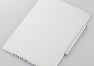 エレコム、磁気に反応してiPadなどにくっつけておけるタッチペン「P-TPSTBシリーズ」を発売