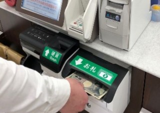 セブンイレブン、セミセルフの「お会計セルフレジ」を9月以降に順次全国導入