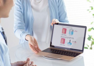 サンワサプライ、ノートパソコンなどを置いて使える回転台「CR-40/41」を発売