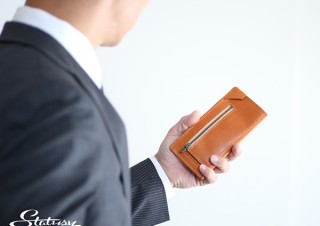 STATUSY、栃木レザーを使用した大容量の小型長財布FRAGMANを発売