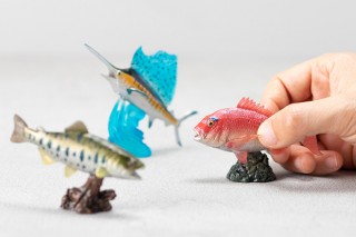 水生動物の野性味を表現したリアルなフィギュア「アクアフィッシュ ミニモデル」が新登場