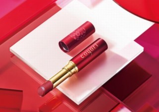 唇の色を活かして発色し“自分だけの赤”に変わる口紅「－綾紅－」発売