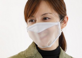 水(飛沫)は通さず、空気は通す。「透明マスク」が登場