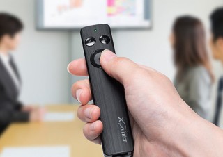 サンワサプライ、空中でマウスカーソルを操作できるワイヤレスプレゼンターを発売