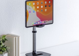 伸縮アームでタブレットの高さを調節できる「iPad・タブレットスタンド」