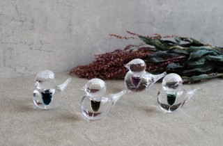 インクを入れる小さな鳥のガラス容器「INK PUDDLE BIRD（インクパドル バード）」