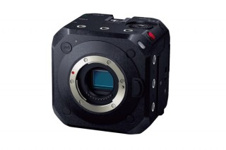 パナソニック、ボックススタイルのミラーレスカメラ「LUMIX DC-BGH1」を発売