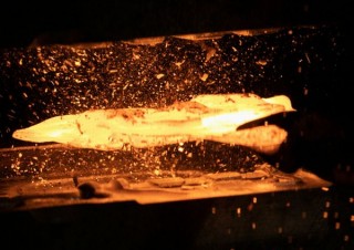 日本刀と同じ“鍛造”から生まれた「刀鍛冶のフライパン」がMakuakeに登場