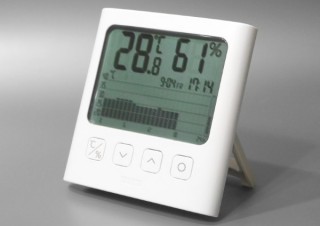 きのうの朝よりも暑い？ 寒い？ がすぐわかる。最大7日の温度湿度を記録しグラフで表示できる温湿度計