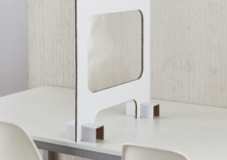 エレコム、簡単に組み立てて使える紙段ボール製のパーティションを2サイズ展開で発売