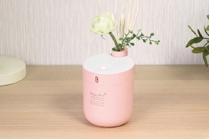 エレス、コンパクトな充電式の超音波加湿器「Misty Pot」を発売