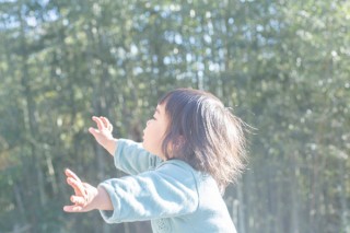 新作写真集「as it is」の刊行を記念した川内倫子氏の写真展がRAURAUJIギャラリーで開催