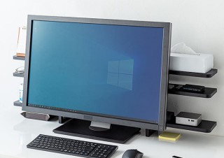 サンワサプライ、モニター裏のデッドスペースに設置できる収納ラックを発売
