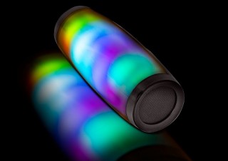 8種のライトモードで場の雰囲気を作り出す、ワイヤレススピーカー「Spark SP-27」