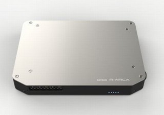 10台のスマホを急速・フル充電できる63400mAhモバイルバッテリー「R-ARCA」発売