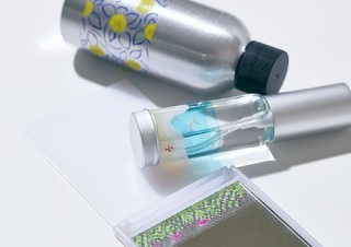 ガラスや金属にも使える！ 透明マスキングテープ「SODA(ソーダ)」。キングジムより