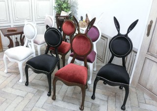 耳付き、しっぽ付きでSNS映えもバッチリ！ アンティーク調「ラビットチェア」に新モデル登場