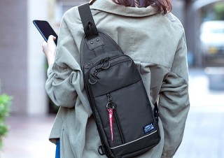サンワサプライ、外出時の持ち物をすっきり持ち運べるボディバッグを発売