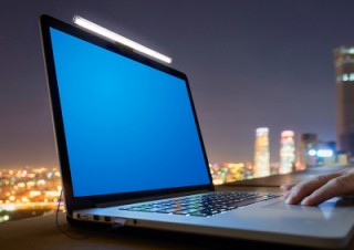 BEGALO、モバイルノートPCに最適なクリップデスクLEDライトを発売