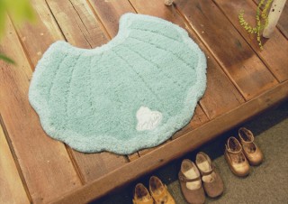 ヴィレヴァン、貝の形がかわいいインテリアマットを発売