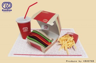 クロスター、ドムドムハンバーガーの「洗えるメッシュマスク」を発売