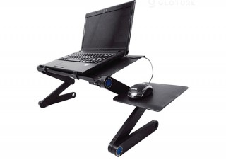 寝ころんでもスタンディングでも、どんな姿勢にも合わせられる「ラップトップデスク」