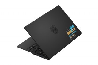 富士通、川崎フロンターレ中村憲剛選手引退記念モデルのノートPCを100台限定で発売