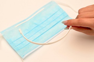 武林製作所、マスクの息苦しさを改善するフレーム「マスクのほね」を発売