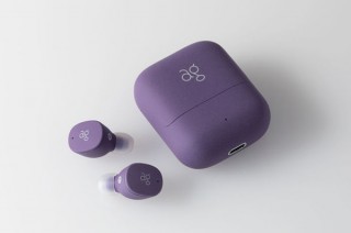 final、汚れが付きにくい粉雪塗装仕上げを採用した完全ワイヤレスイヤホンを発売