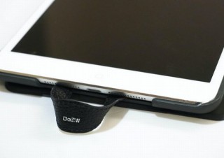 タブレットの落下防止と操作補助にもなる底面支点の「SYANTO　Uリング」発売