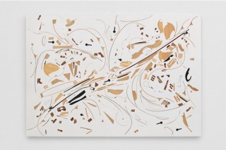 絵画と彫刻を1つに落とし込んだ作品が紹介されるオリバー・ビア氏の個展「Ghost Notes（Part 1）」