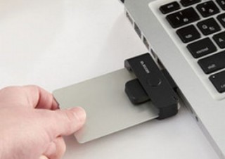 エレコム、自宅での確定申告用の「ICカードリーダライター」2タイプを新発売