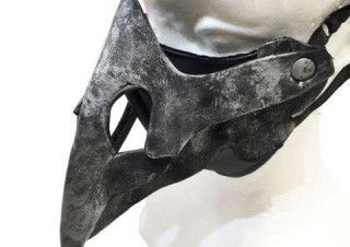 ヴィレヴァン、ペストマスクのようなデザインの布マスクを発売