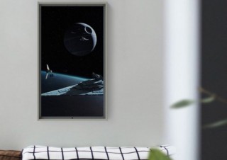 スター・ウォーズの宇宙船の窓からの景色が見られる「スマートディスプレイ」発売