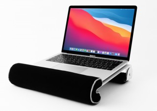 エリーゼジャパン、フロントクッションの付け外しが可能なノートPCスタンドを発売