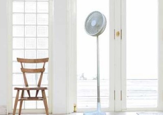 ノジマ、折りたたみ収納が可能な充電式コードレス扇風機を発売