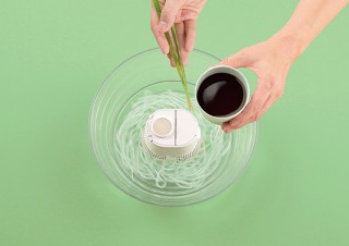 タカラトミーアーツ、シンプルで手軽に持ち運べる「流しそうめんPocket」を発売