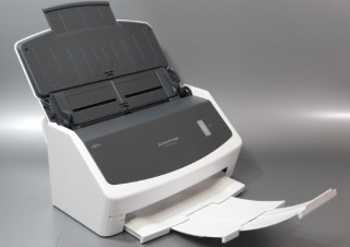 自宅の書類整理はもちろんテレワークに大活躍、定番ドキュメントスキャナはエントリーモデルもスゴイ！？